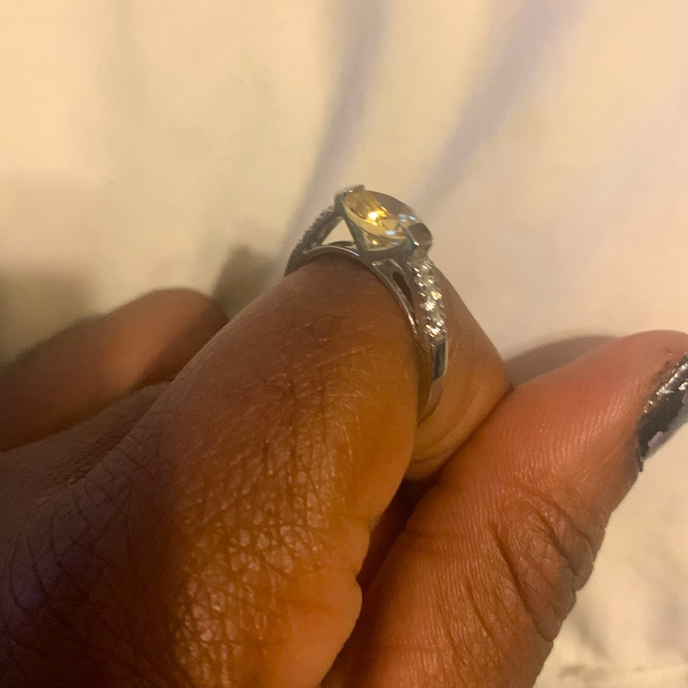 Chic Two-Tone Women's Ring